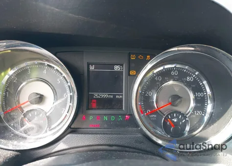 2014 Chrysler Town & Country Touring z USA, uszkodzony, nr VIN 2C4RC1BG0ER132400